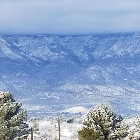 Desert Hillside Lodge 25 Mins From Sedona Cornville Exterior photo